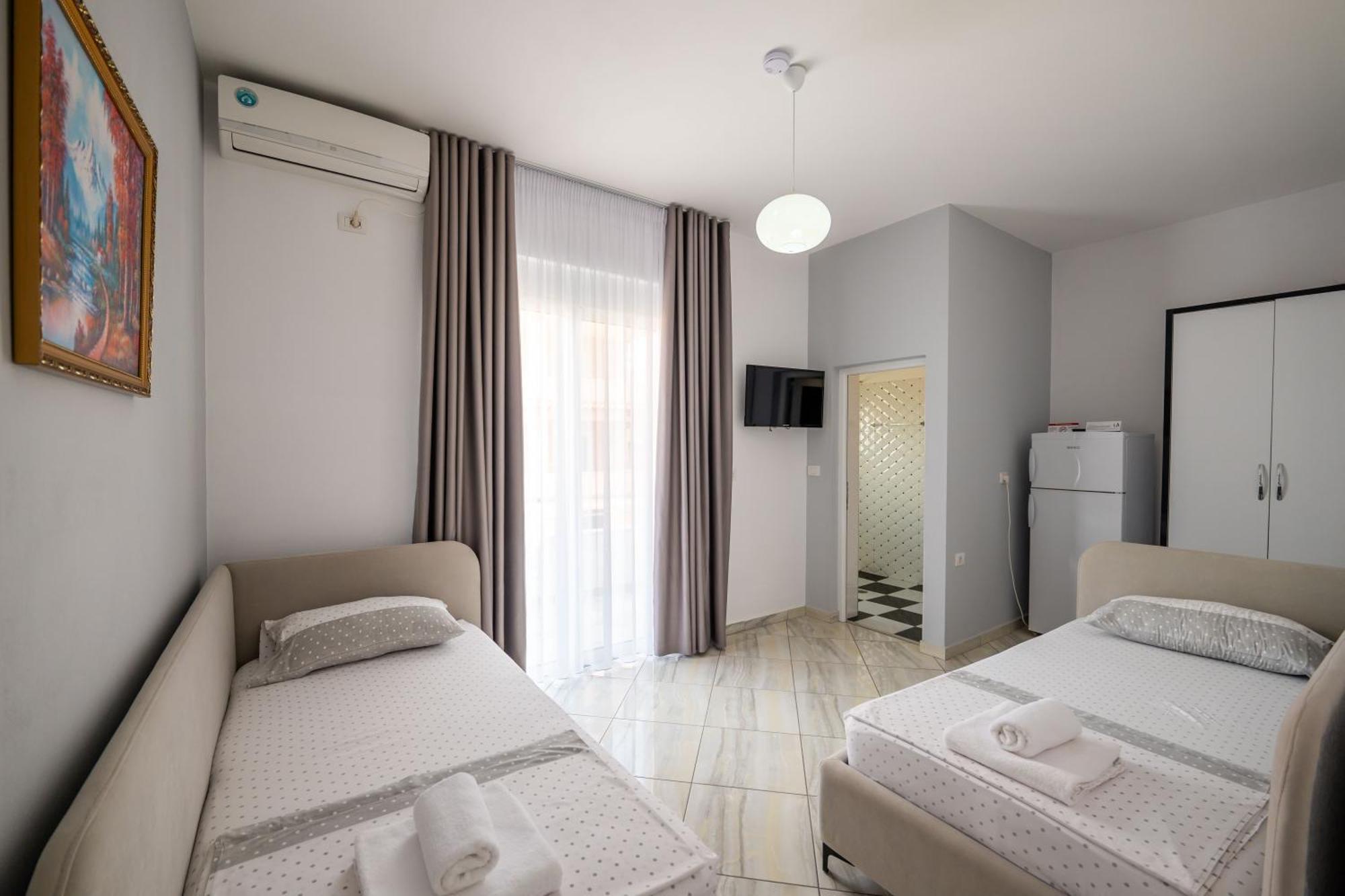 Hotel Artur2 Ksamil Luaran gambar
