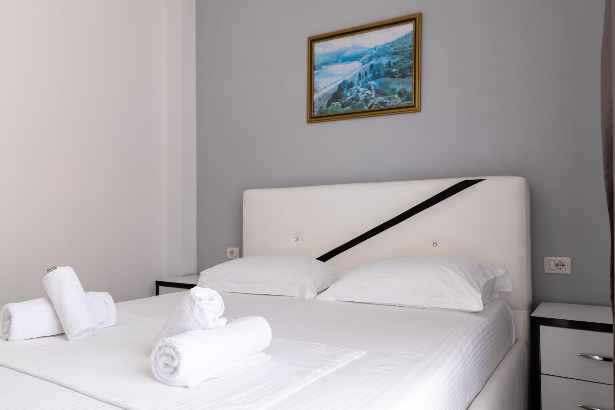 Hotel Artur2 Ksamil Luaran gambar